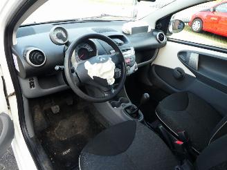 Peugeot 107 1.0-12V XS Airco picture 9