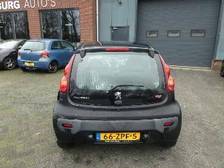 Peugeot 107 1.0 Active Airco picture 2
