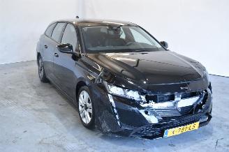 Coche siniestrado Peugeot 308 1.2 PT ACT. PACK BNS 2023/12