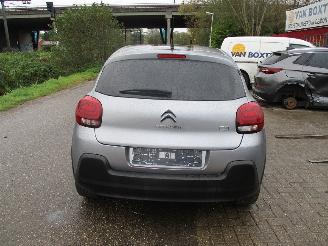 krockskadad bil bromfiets Citroën C3  2020/1