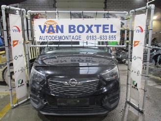 skadebil auto Opel Combo  2019/1