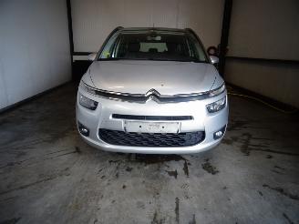 Damaged car Citroën C4-picasso 1.6 HDI 2014/1