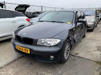 damaged commercial vehicles BMW 1-serie  2005/9