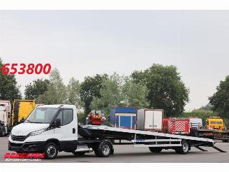 Vaurioauto  motor cycles Iveco Daily 40C18 HiMatic BE-Combi Autotransport Clima Lier 2020/4