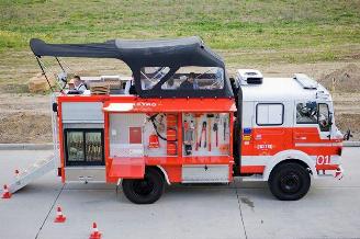 uszkodzony samochody osobowe Dodge Corsa Gastro Food Truck RG-13 Fire Service 1980/6