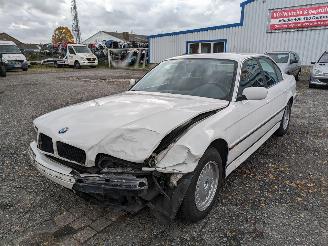 damaged commercial vehicles BMW 7-serie 728i E38 1995/12