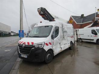Auto incidentate Renault Master HOOGTEWERKER 2022/2