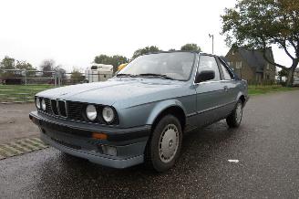Autoverwertung BMW 3-serie 318 I BAUR TC 1987/12