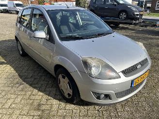 disassembly commercial vehicles Ford Fiesta 1.3 8V FUTURA XL 2009/1
