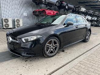 krockskadad bil auto Mercedes A-klasse A 200 2018/8