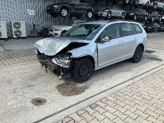 Coche accidentado Volkswagen Golf VII Variant 1.2 TSI 2014/2