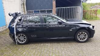 Salvage car BMW 3-serie 3 serie Touring (E91) Combi 318i 16V (N43-B20A) [105kW]  (05-2007/05-2=
012) 2010