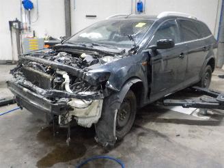 uszkodzony samochody ciężarowe Ford Mondeo Mondeo IV Wagon Combi 1.8 TDCi 125 16V (QYBA) [92kW]  (06-2007/12-2012=
) 2009/6