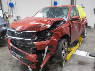 uszkodzony samochody osobowe Skoda Fabia Fabia III (NJ3) Hatchback 5-drs 1.2 TSI 16V (CJZC(Euro 6)) [66kW]  (08=
-2014/06-2021) 2015