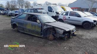 damaged commercial vehicles Audi 80 Coupe (B3), Coupe, 1988 / 1996 2.3 E 1989/9