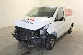 danneggiata veicoli commerciali Mercedes Vito  2019/10