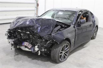 uszkodzony samochody osobowe BMW 5-serie 520 2021/4