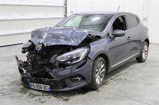 danneggiata macchinari Renault Clio  2020/6