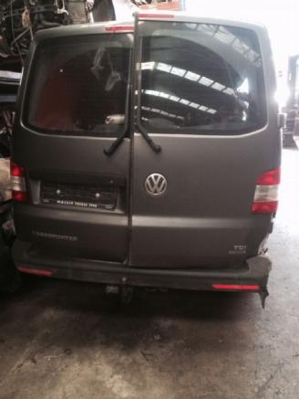 škoda osobní automobily Volkswagen Transporter  2014/8