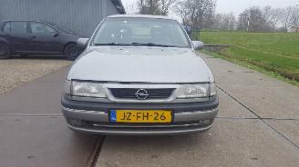 Autoverwertung Opel Vectra Vectra A (88/89) Hatchback 1.6 i Ecotec (X16SZ) [52kW]  (09-1993/11-1995) 1995/1