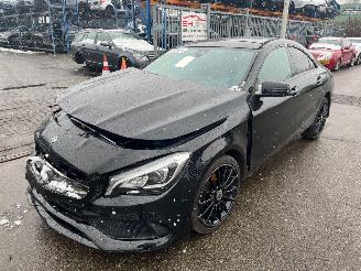 danneggiata veicoli commerciali Mercedes Cla-klasse  2019/1