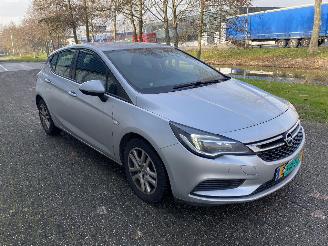 Coche siniestrado Opel Astra 1.0 Online Edition 2018 NAVI! 88.000 KM NAP! 2018/5