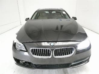 BMW 5-serie 2.0 D TOURING picture 2
